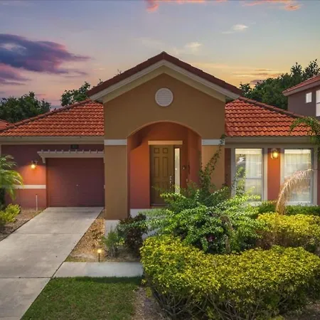 4 Bedrooms - 3 Bathrooms - Bella Vida 400Lf